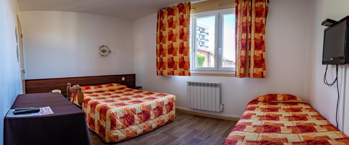 Hotel Le Boischaut - Citotel Шатору Екстер'єр фото