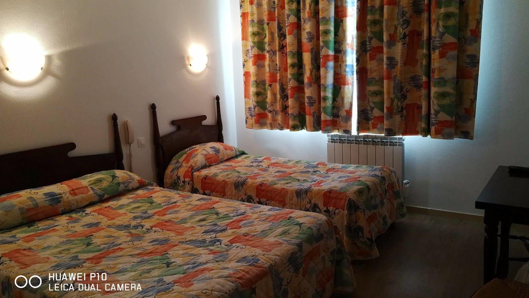 Hotel Le Boischaut - Citotel Шатору Екстер'єр фото